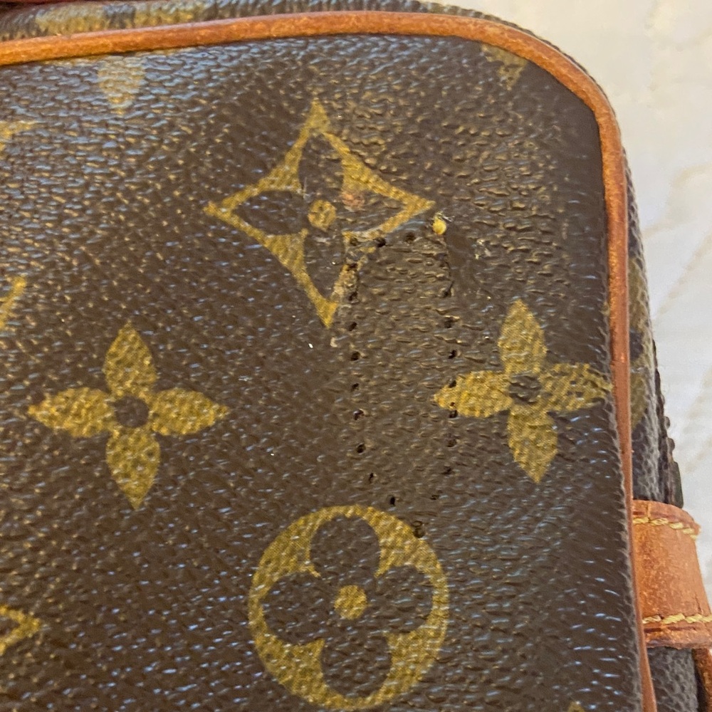Louis Vuitton Monogram Toiletry Bag in Brown monogram - Picture 7 of 8